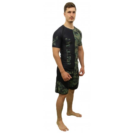 Rashguard Manches Courtes Front Liner Brave Art Camo Vert et Noir- BA23SS