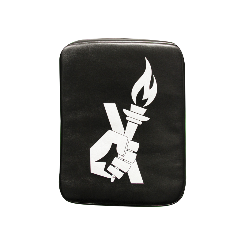 Bouclier de Frappe en Cuir Noir Brave Art - BASPLE Bouclier de Frappe en Cuir Noir Brave Art - BASPLE