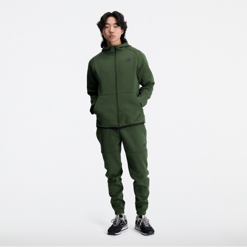 R.W Tech Pantalon Polaire New Balance - MP21143 KOU R.W Tech Pantalon Polaire New Balance - MP21143 KOU