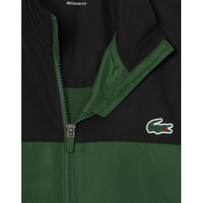 Lacoste Men’s Green Tracksuit – Sporty Elegance & Freedom of Movement