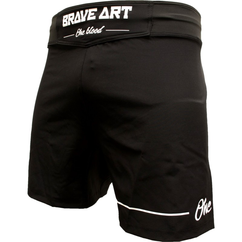 Short MMA One Blood Brave Art – Résistant, souple & ergonomique Short MMA One Blood Brave Art – Résistant, souple & ergonomique