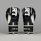 Classic One Boxing Gloves Brave Art – Black & White Classic One Boxing Gloves Brave Art – Black & White