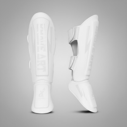 Protège-Tibias Classic One Blanc Ton sur Ton – Style et Protection