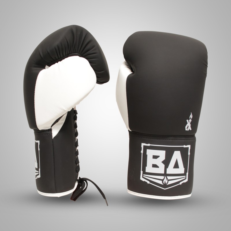 Gants de Boxe à Lacets de Compétition Brave Art – Cuir