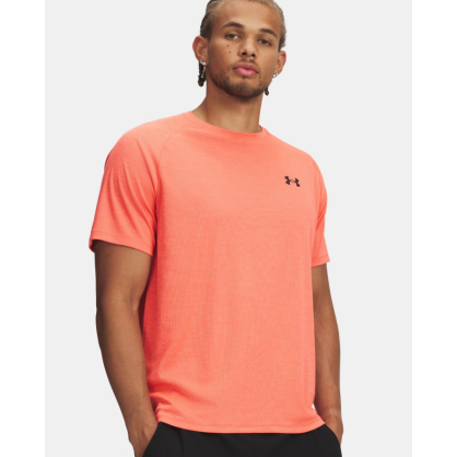 UA Tech™ Textured Men 1382796 | Lightweight, Fast-Drying & 90% Recycled
